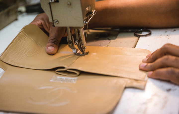 leather bag repair