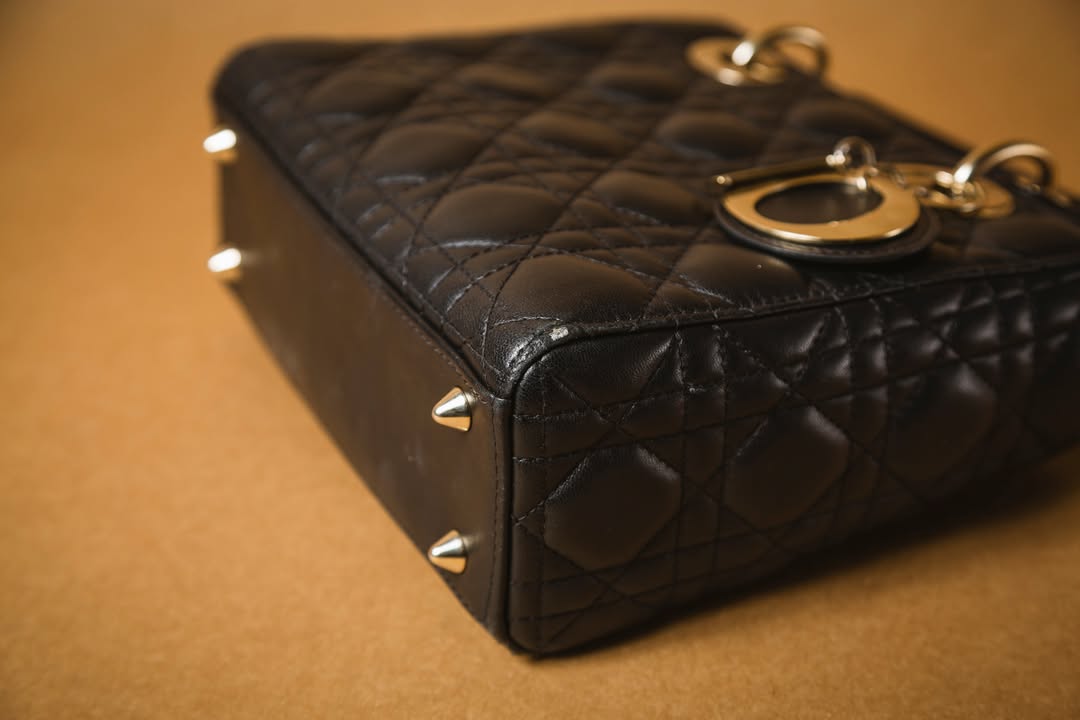 Christian Dior Corners Restoration