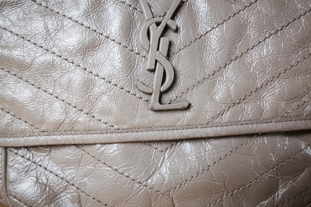 YSL Logo Repair