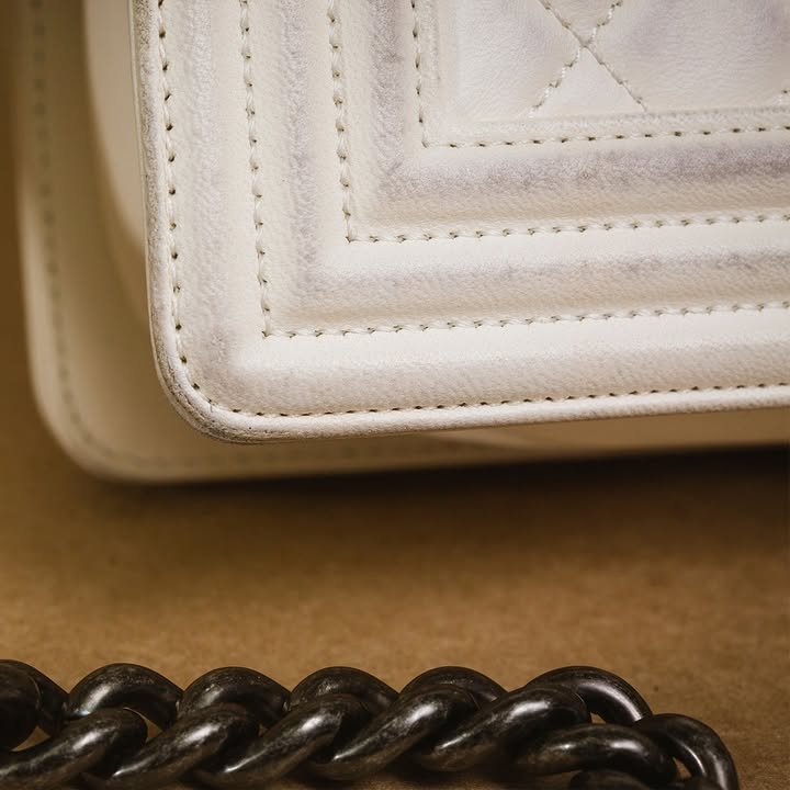 Chanel Bag Re-Whitening 3