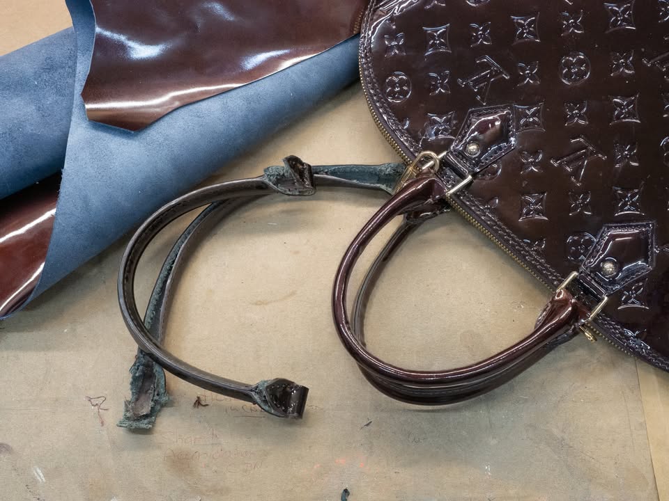 LV Alma Handle Repair 4