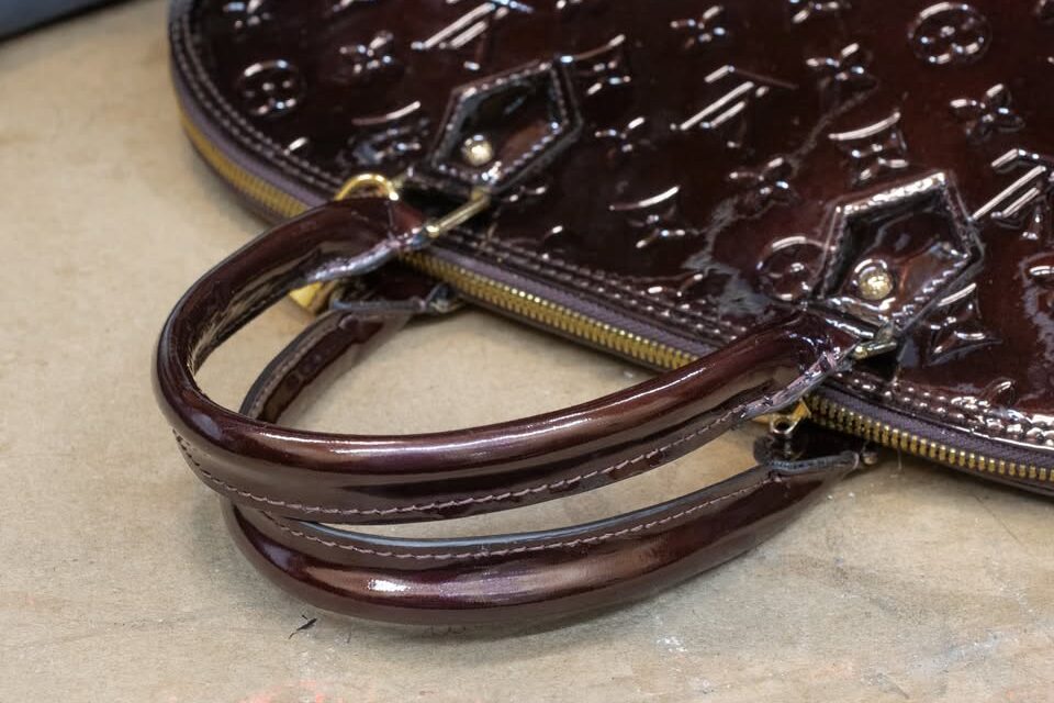 LV Alma Handle Repair 1
