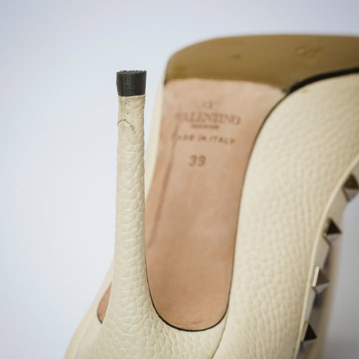 Valentino Heel Restoration 5