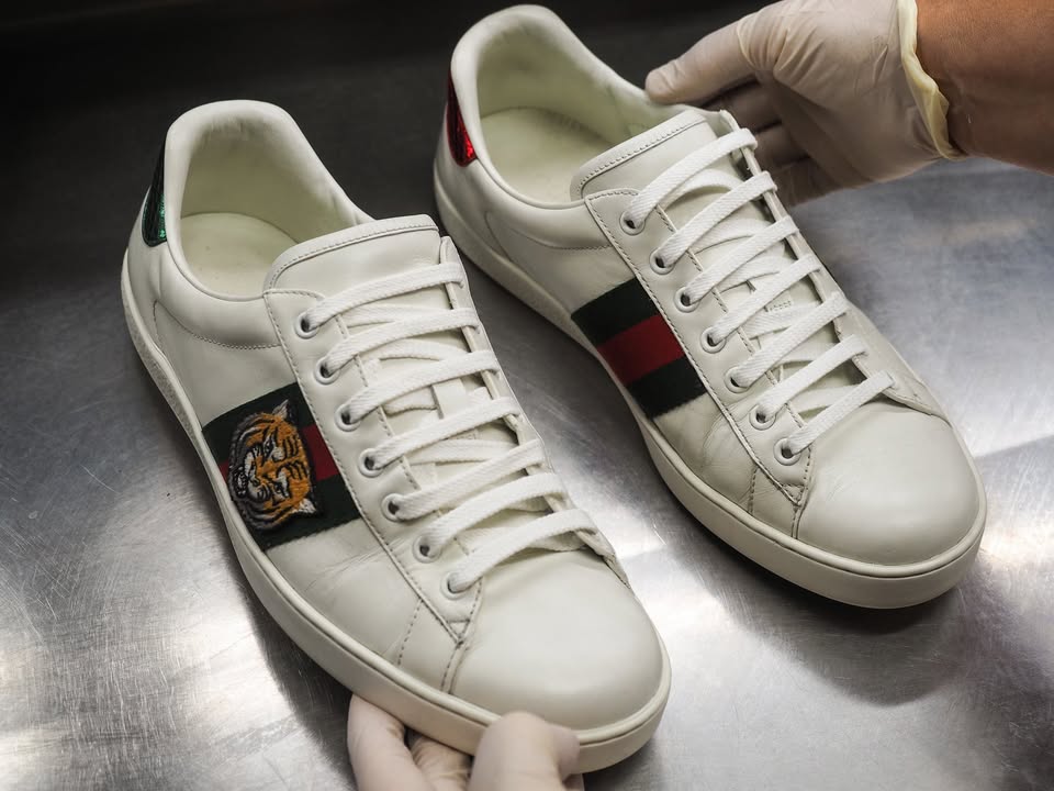 Gucci Sneaker Cleaning 10