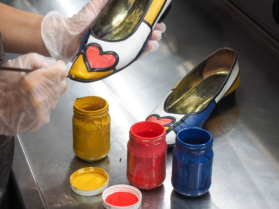 Leather Shoe Dyeing 6