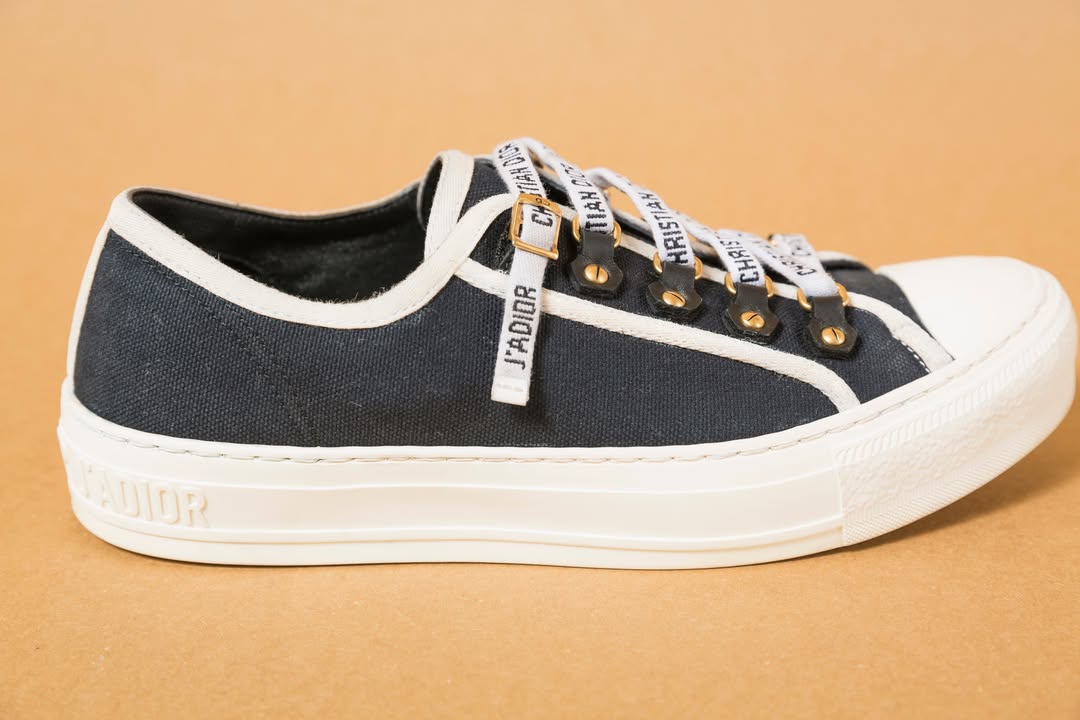 Dior Sneaker Restoration 8