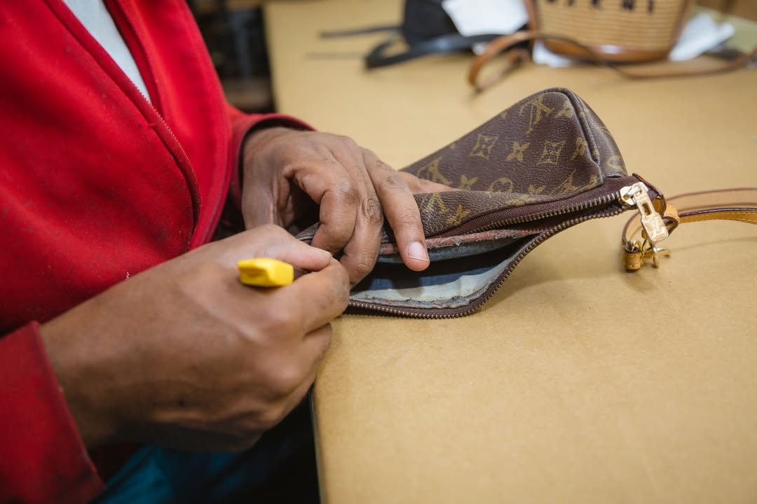 Louis Vuitton Bag Relining 3