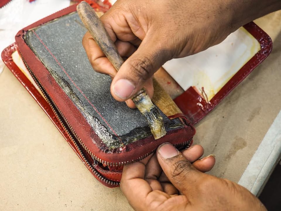 Burberry Wallet Zip Repair 5