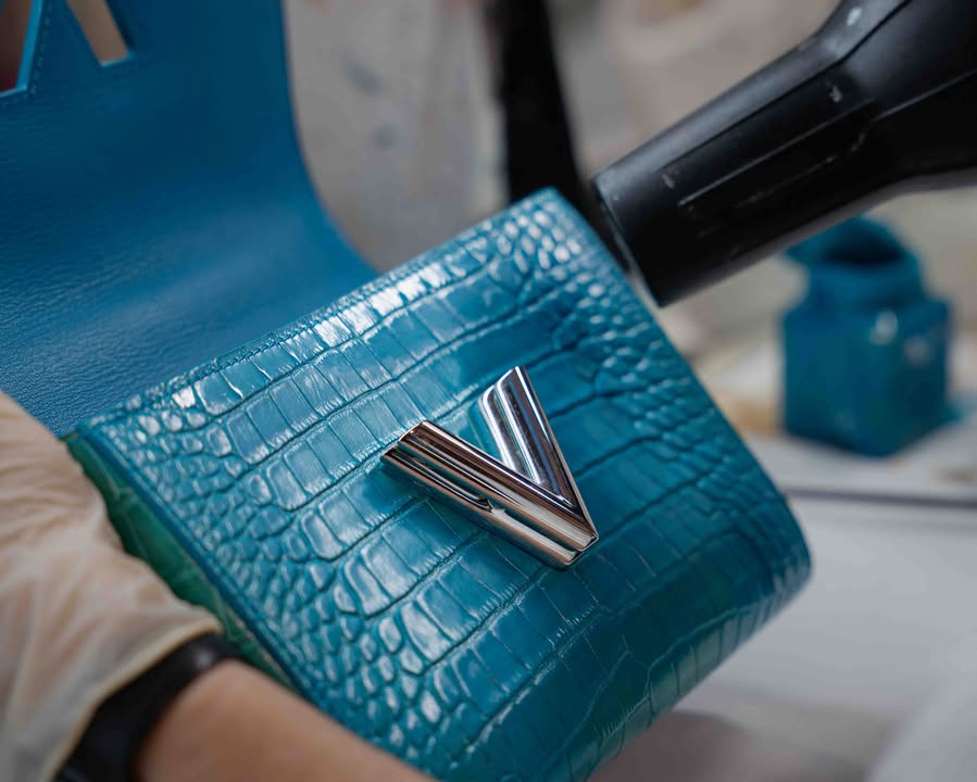Crocodile Leather Bag Repair 3