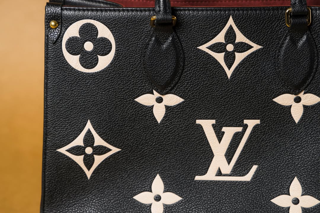 Louis Vuitton Tote Cleaning