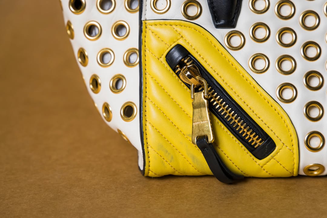 Miu Miu Bag Colour Restoration