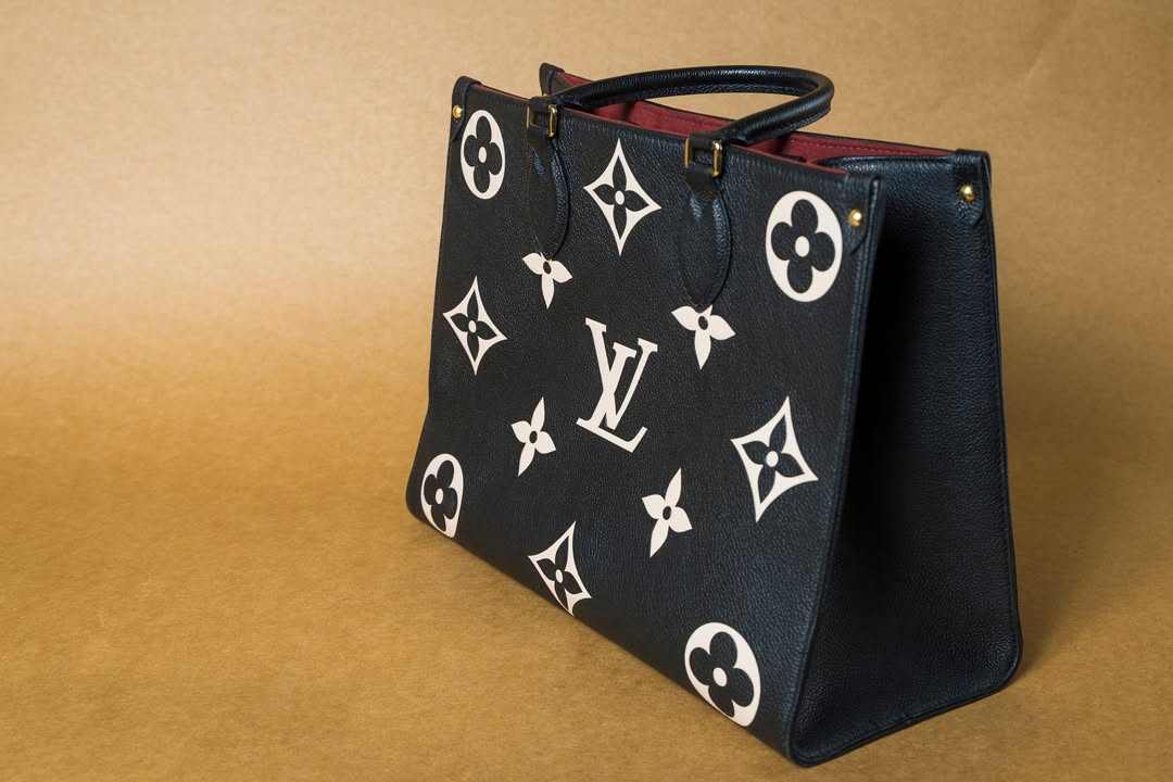 Louis Vuitton Tote Cleaning 9